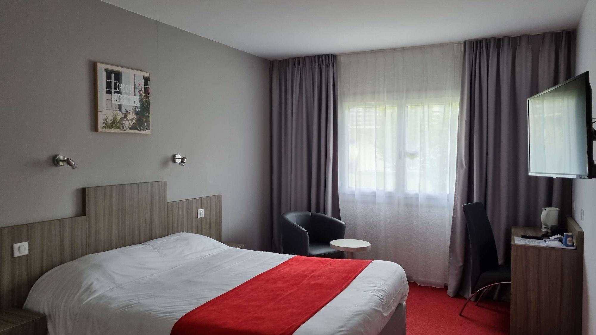 Kyriad Angouleme Nord Champniers- Hotel & Residence Bagian luar foto