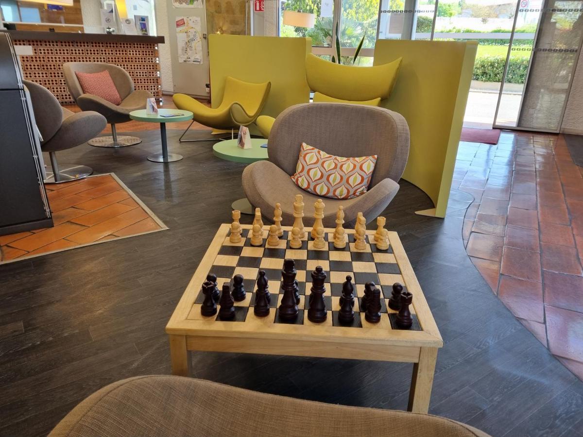 Kyriad Angouleme Nord Champniers- Hotel & Residence Bagian luar foto