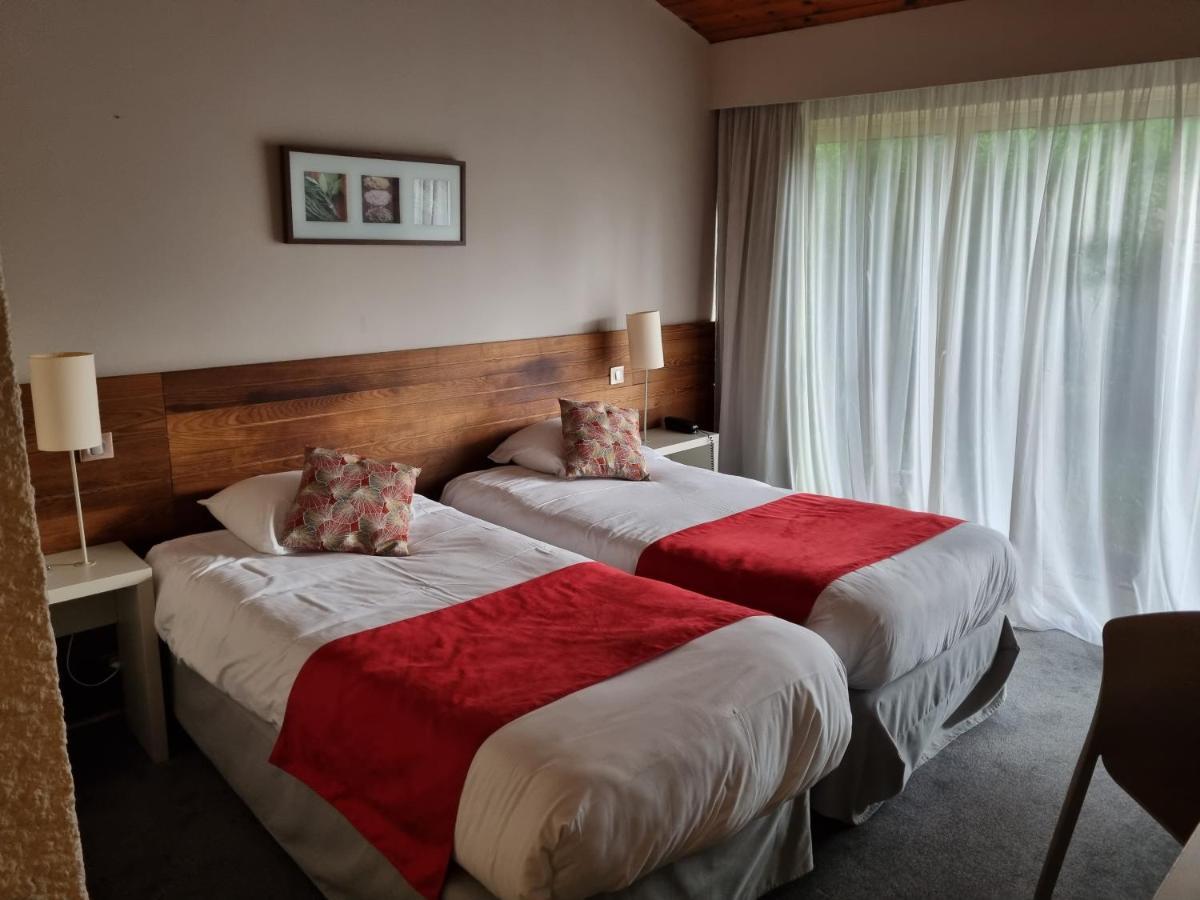 Kyriad Angouleme Nord Champniers- Hotel & Residence Bagian luar foto