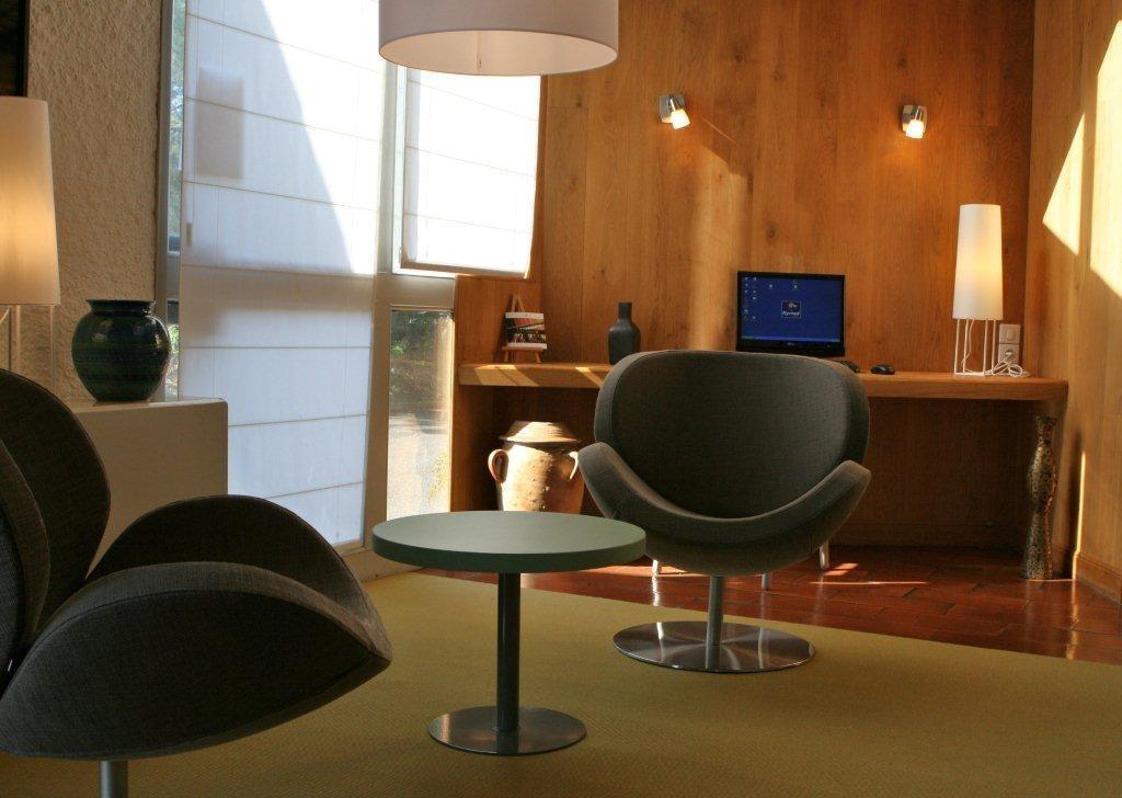 Kyriad Angouleme Nord Champniers- Hotel & Residence Bagian luar foto
