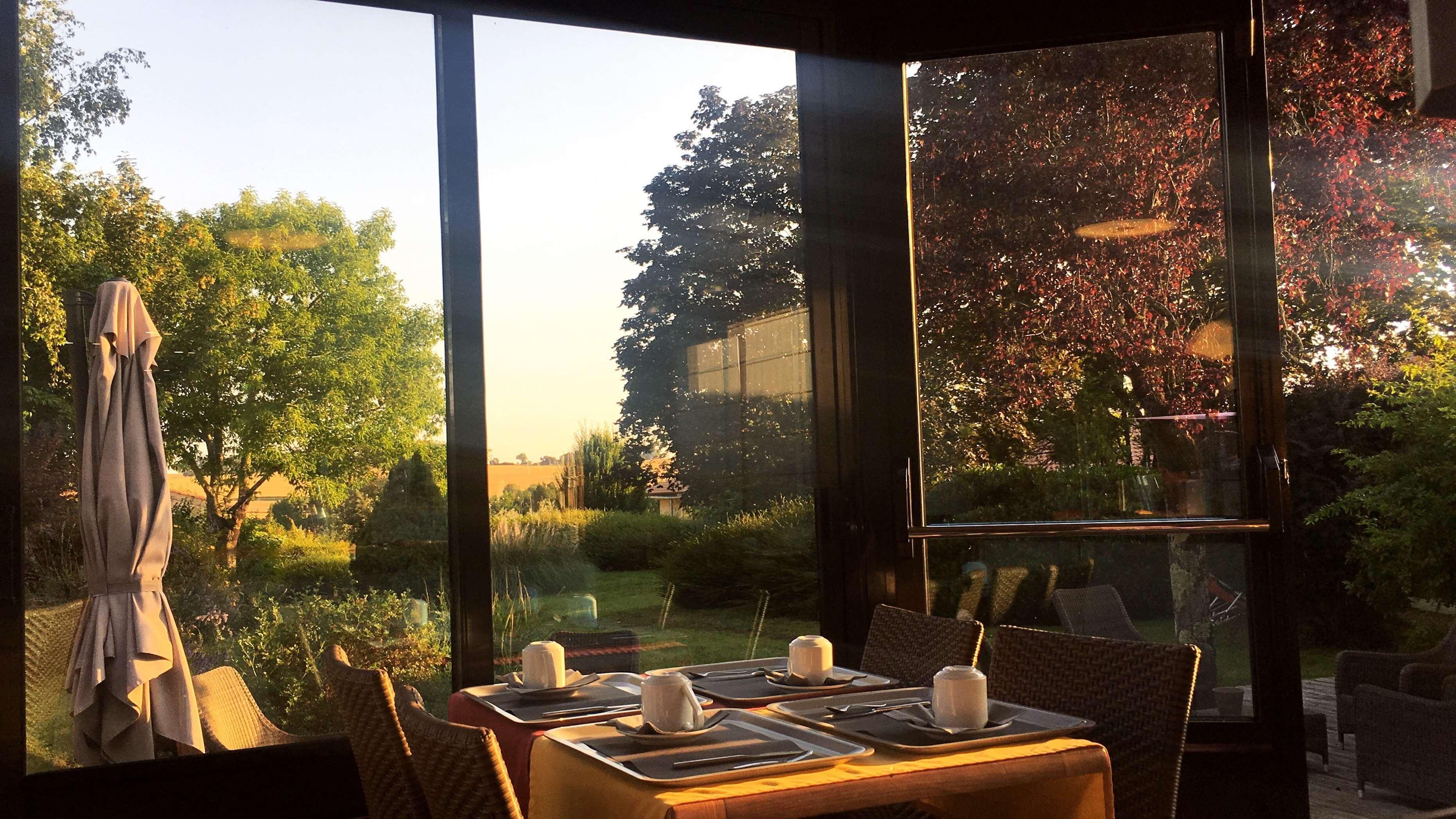 Kyriad Angouleme Nord Champniers- Hotel & Residence Bagian luar foto